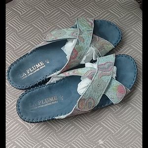 La Plume women's sandals anti shock.. size 40.